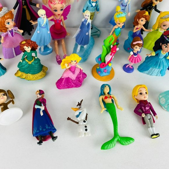 Disney Toy Lot Disney Princesses Toy Figures Varying Sizes Cake Toppers Girls - Picture 10 of 11